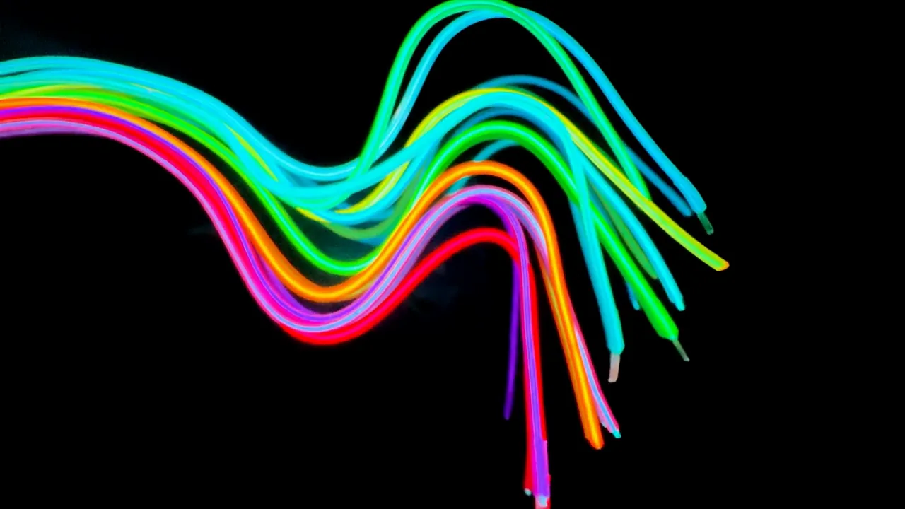 Bundles of glowing STYELIGHTS™ Wire in rainbow colours